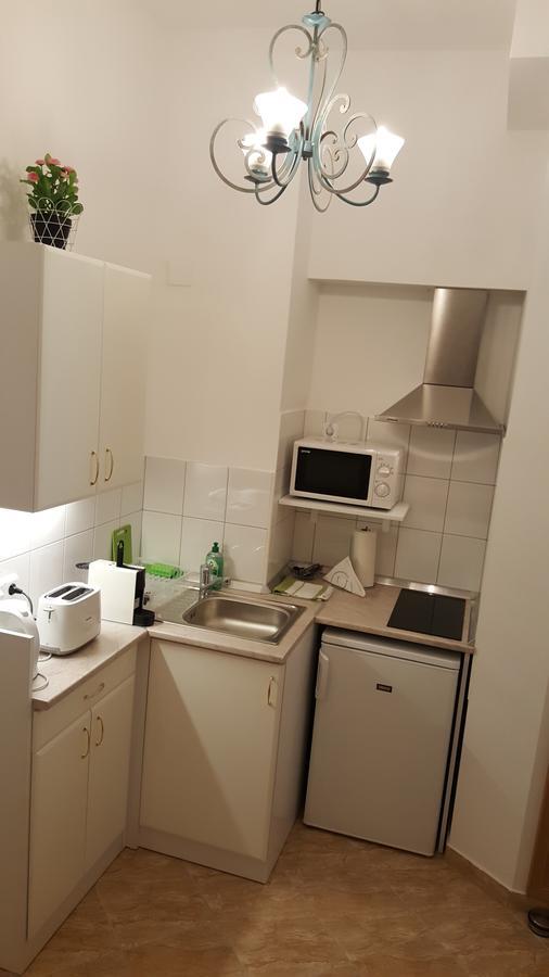 Authentic Akacfa Apartment Budapest Exterior foto