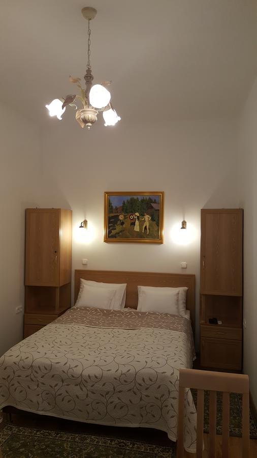 Authentic Akacfa Apartment Budapest Exterior foto