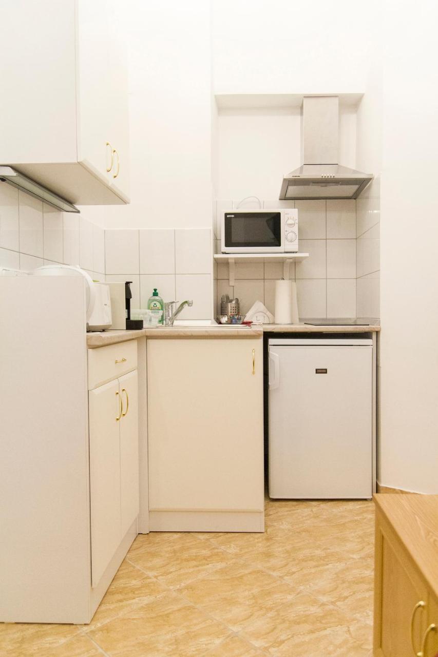 Authentic Akacfa Apartment Budapest Exterior foto